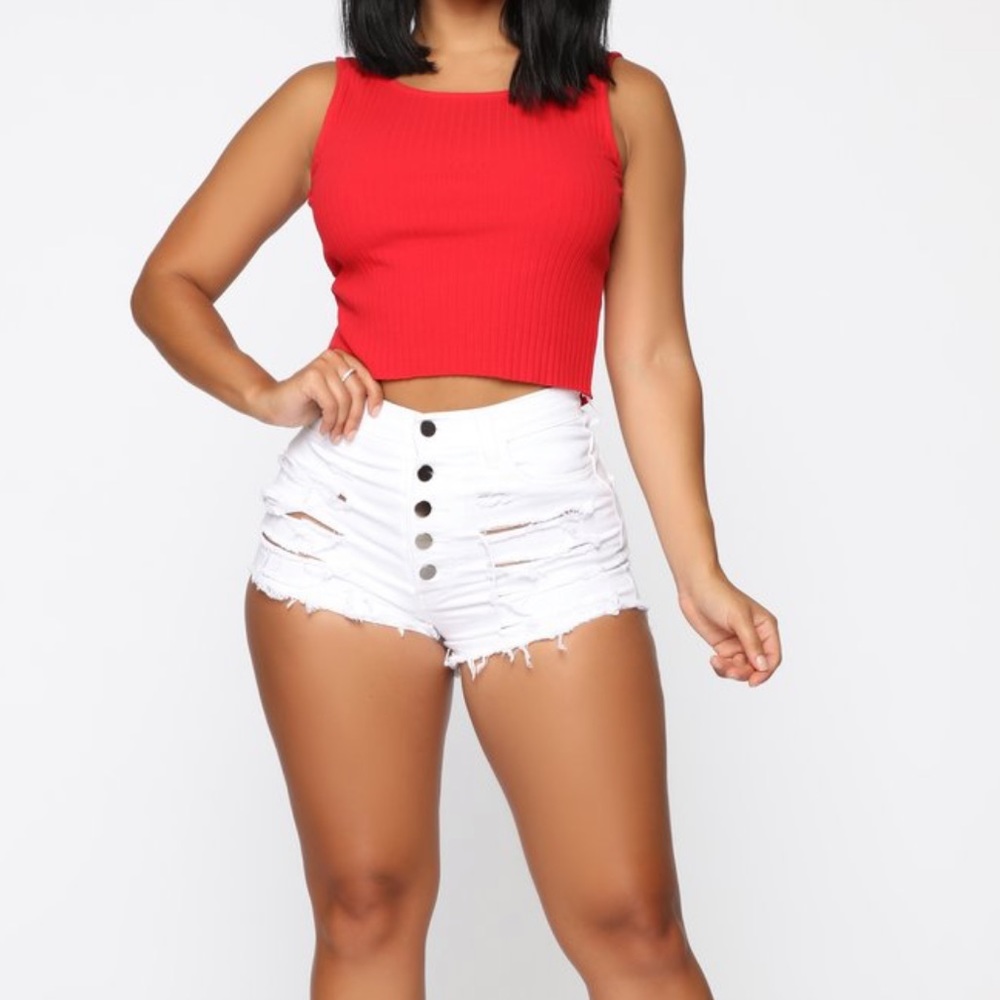 Cute white shorts